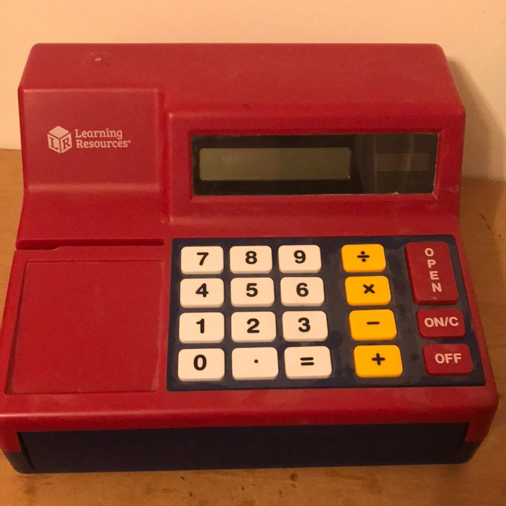 Toy cash register